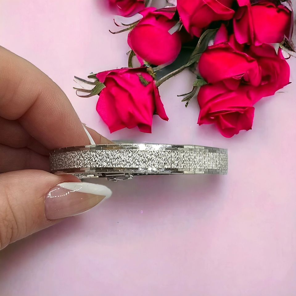 18k White Gold Diamond-Cut Bracelet
