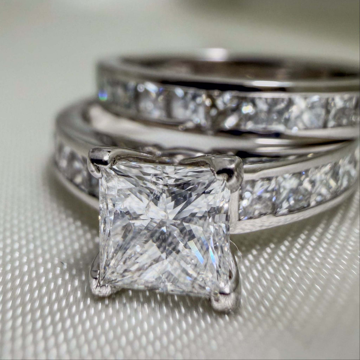 18k White Gold Bridal Rings