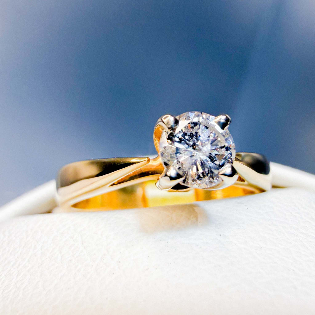 Simply Classic engagement ring with 0.40ct round brilliant diamond in 14k yellow and white gold