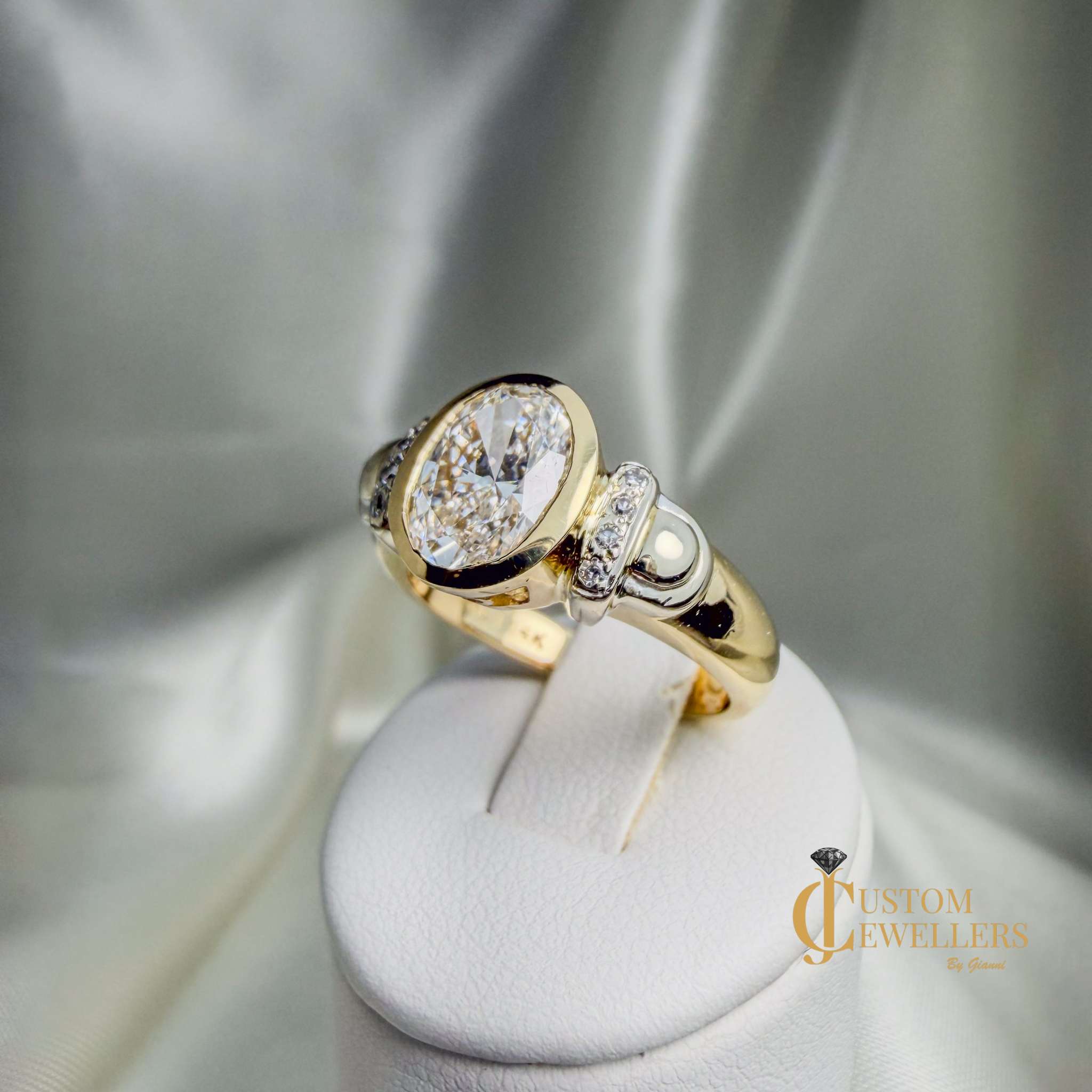 Hand Assembled Custom VVS2 Diamond Ring