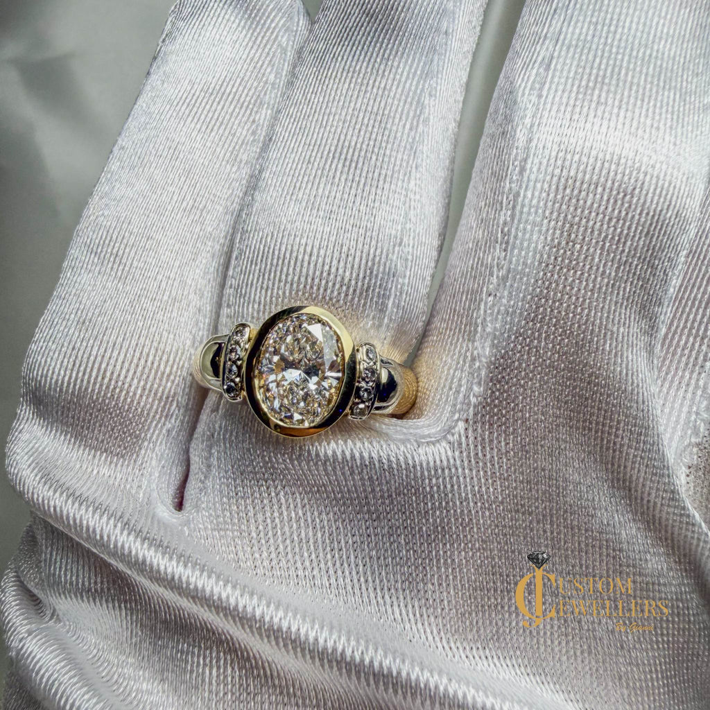 Hand Assembled Custom VVS2 Diamond Ring