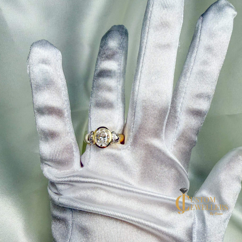 Hand Assembled Custom VVS2 Diamond Ring