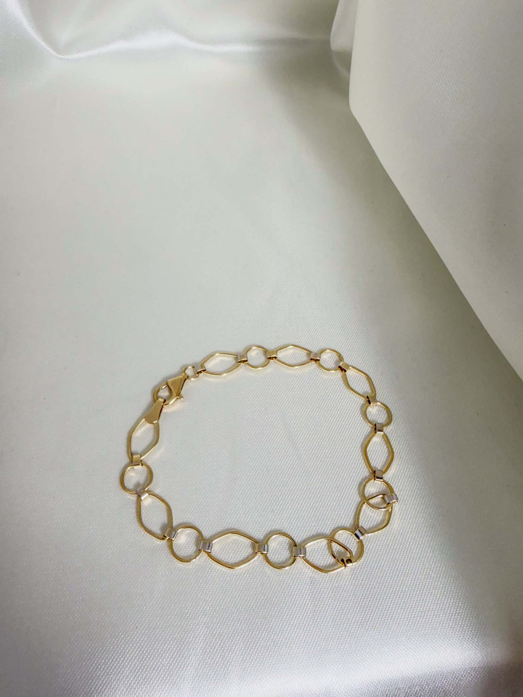 Two-Tone Geometric Minimalist Lady's Bracelet