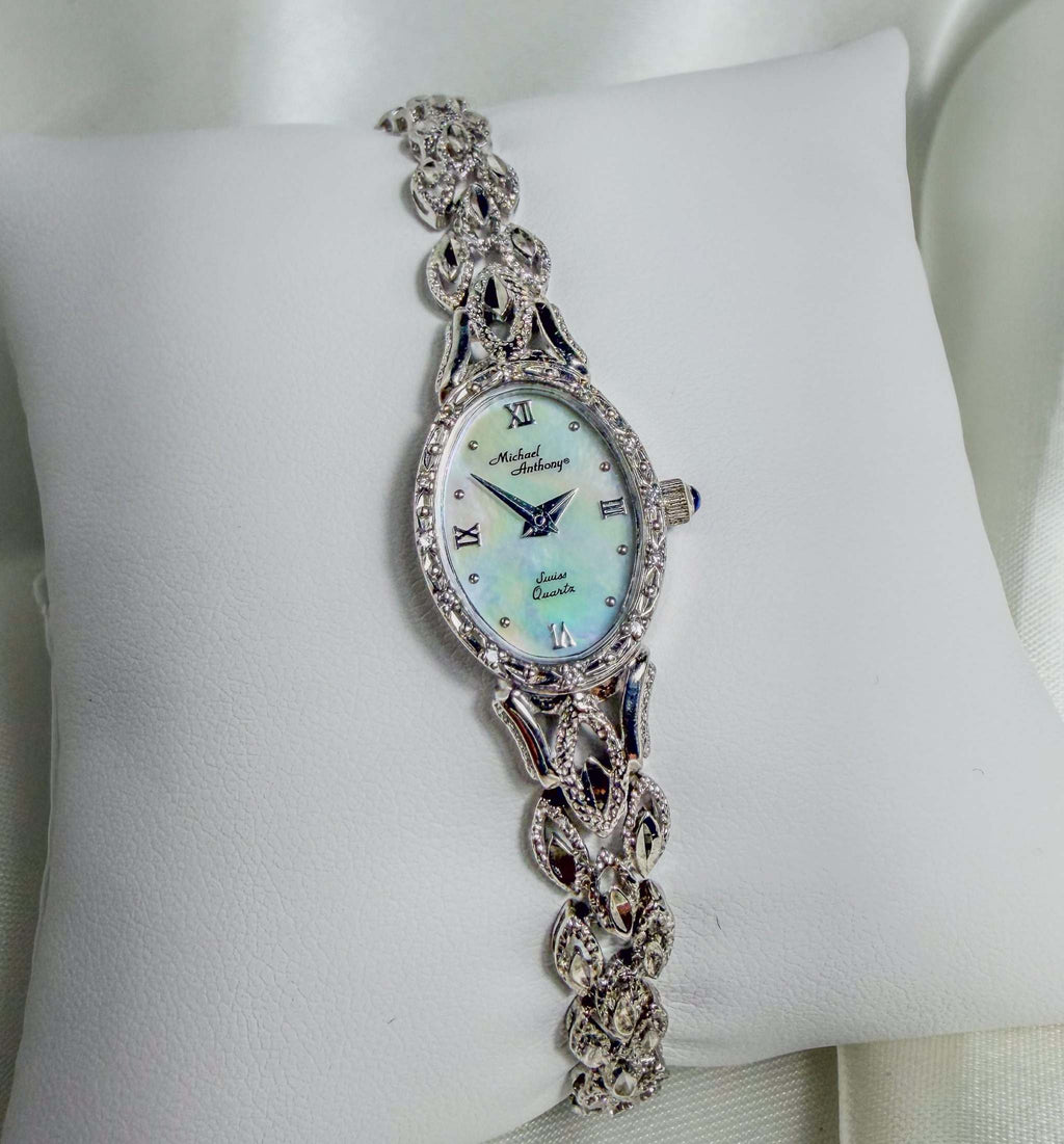 Extremely RARE Vintage 14k White Gold Mother of Pearl Dial Lady's Watch