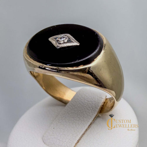 Estate Piece Men's black onyx ring with diamond clover and yellow gold band