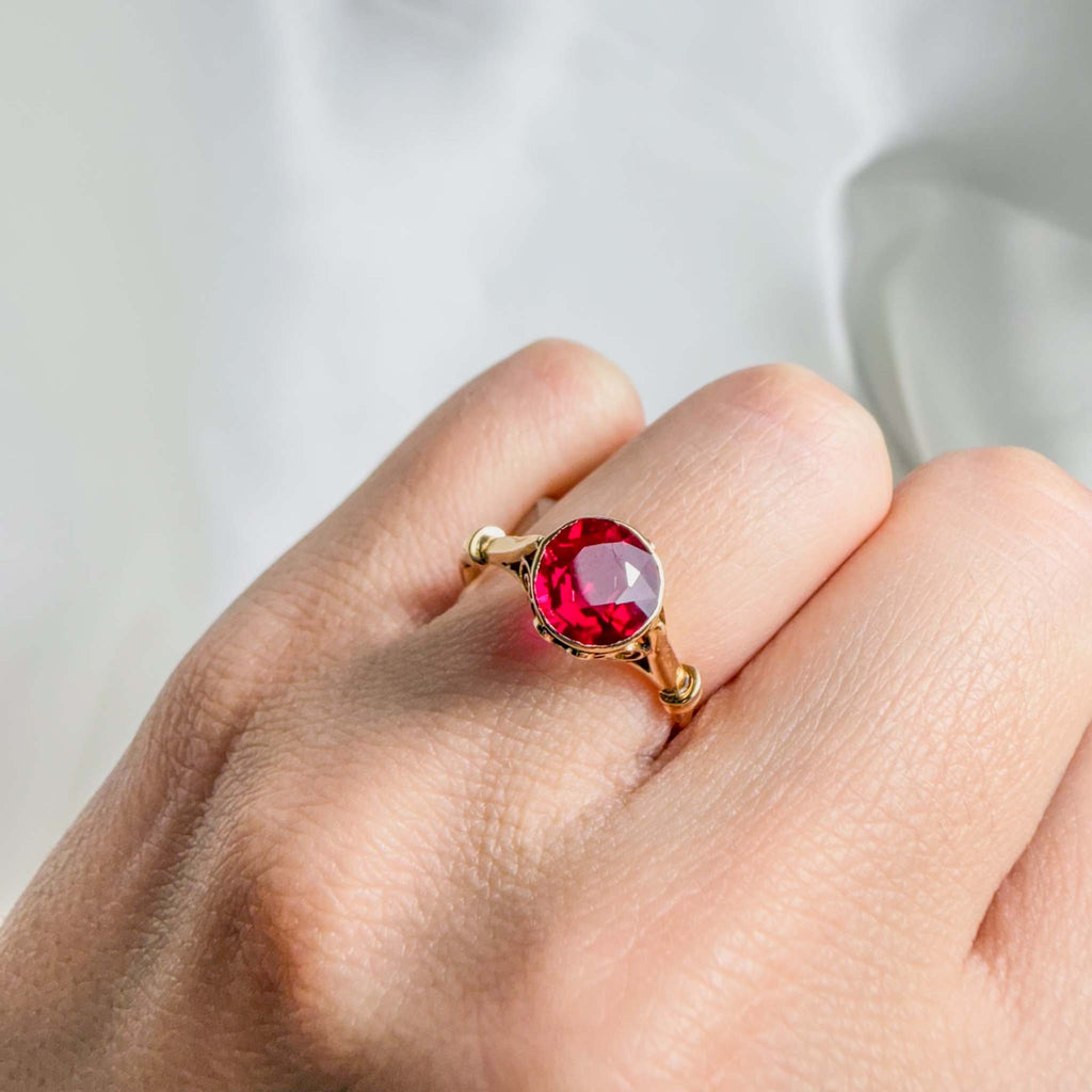 Cherie Amour Scrollwork Gold Ruby Ring