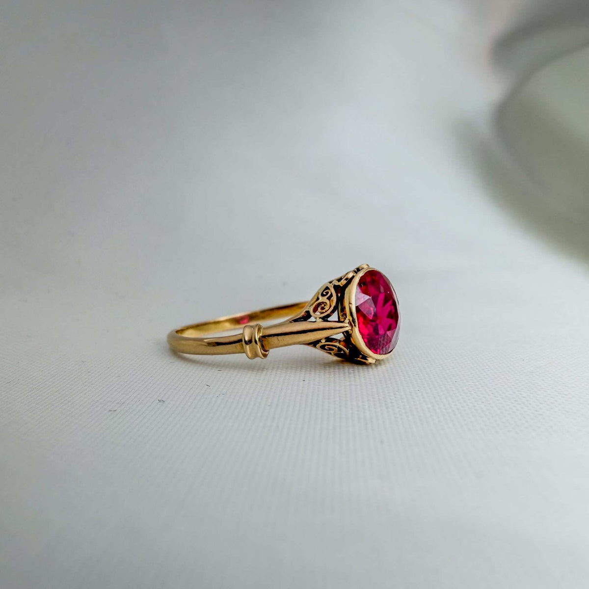 Cherie Amour Scrollwork Gold Ruby Ring