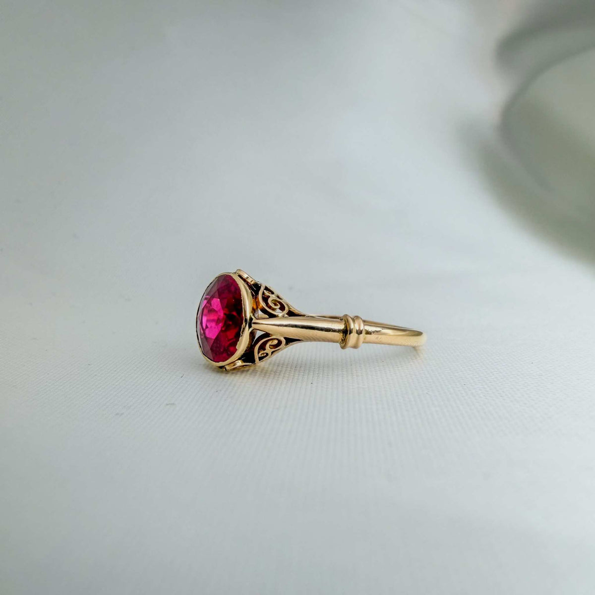 Cherie Amour Scrollwork Gold Ruby Ring