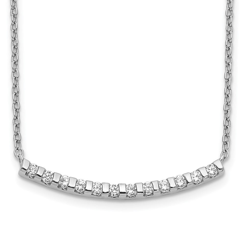Collier de 46 cm en or blanc 14 carats avec barre incurvée sertie de diamants