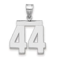 Pendentif numéro 44 en or blanc 10 carats, taille moyenne, finition polie
